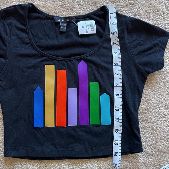 Above and Beyond Crop Tee - Picture 3 of 5